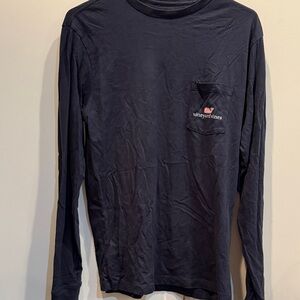 Vineyard Vines Men's Dark Blue Long Sleeve Tee. Size xs